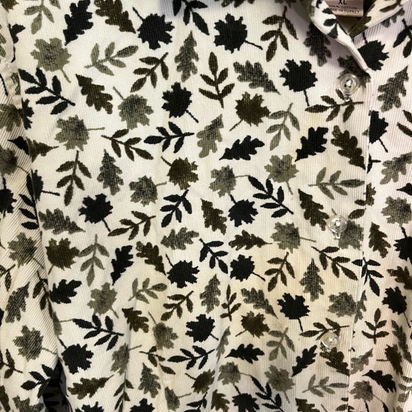 Woolrich vintage women’s Leaf Pattern corduroy Shirt - cream and Green - Picture 2 of 4